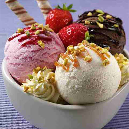 تزئین بستنی در خانه به 4 سبک مختلف – بهترین سوپر مارکت اراک بامو مارکت